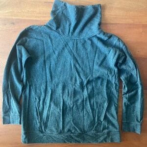 Lou & Grey Relaxed Turtleneck Sweater